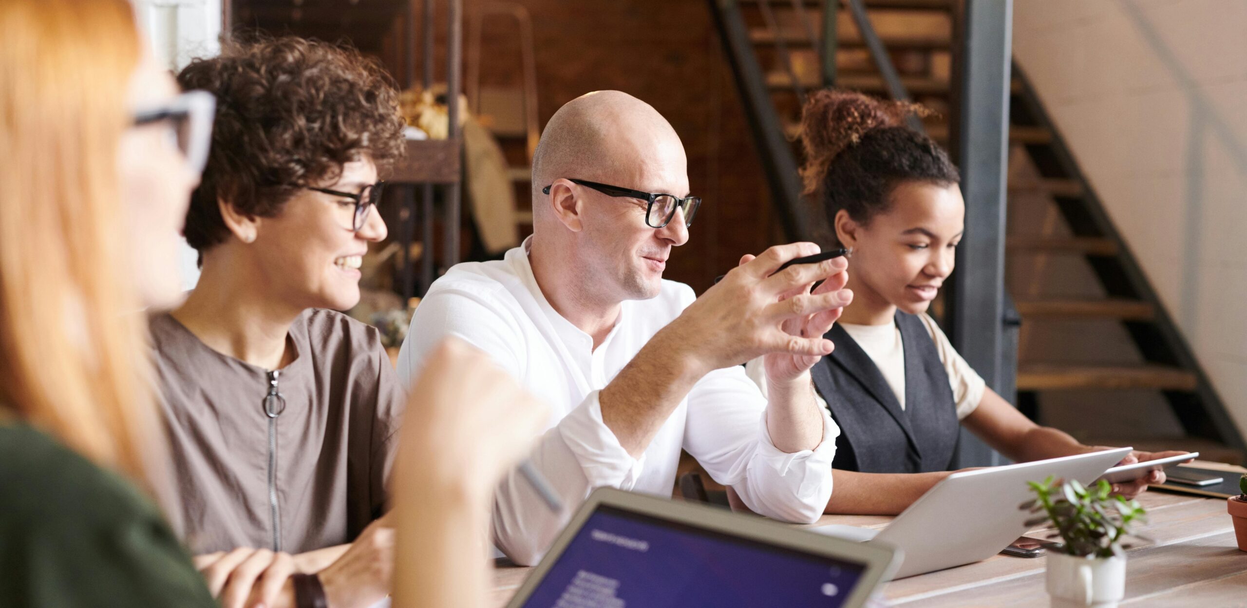 Intro Image - The Advisor’s Guide to Scholarships